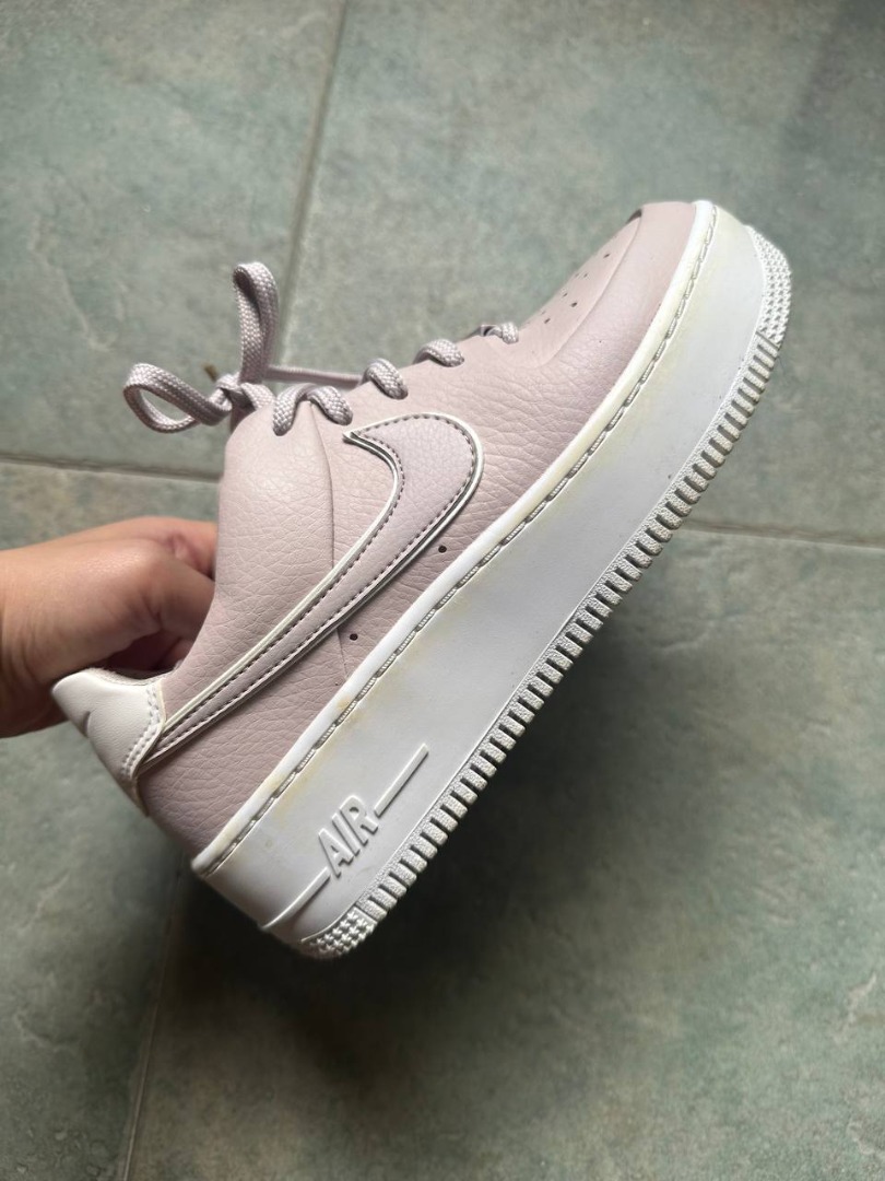 Nike air force 1 2025 sage low white and pink