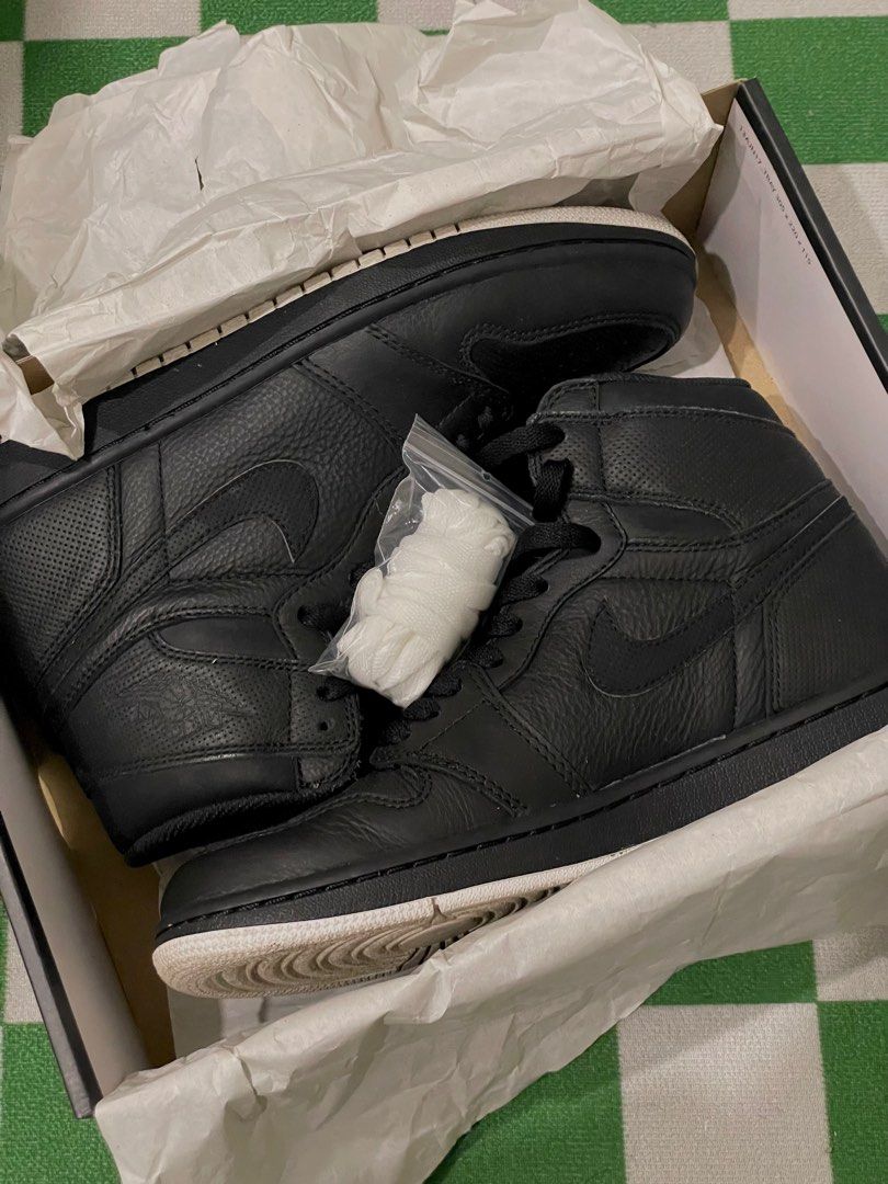 Air jordan 1 retro high og perforated store