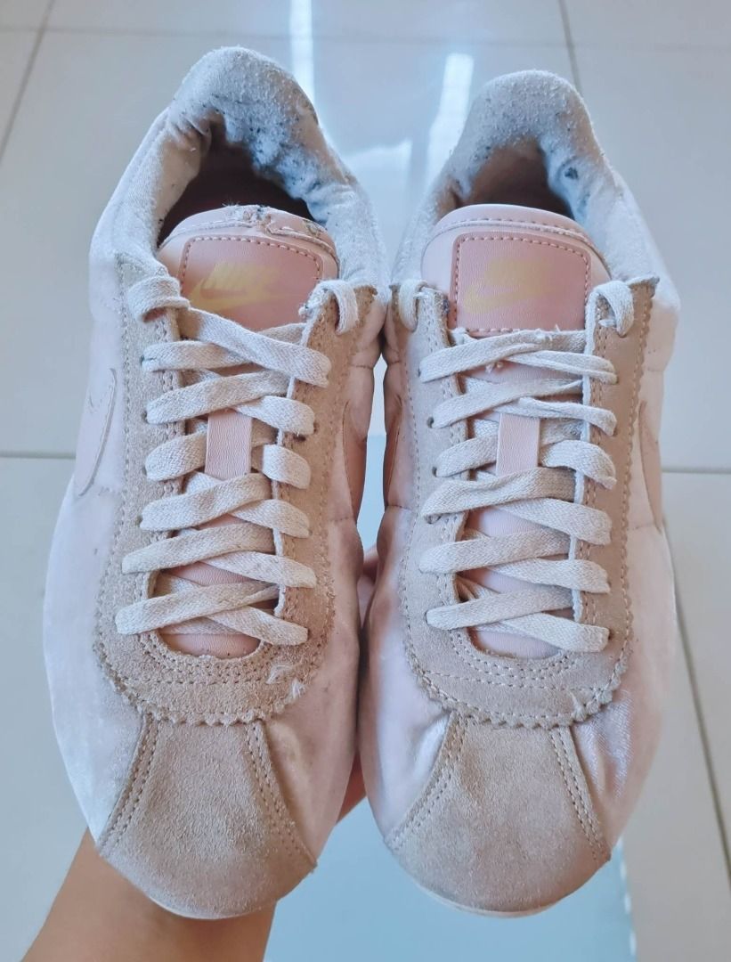 Nike cortez velvet blanche hot sale