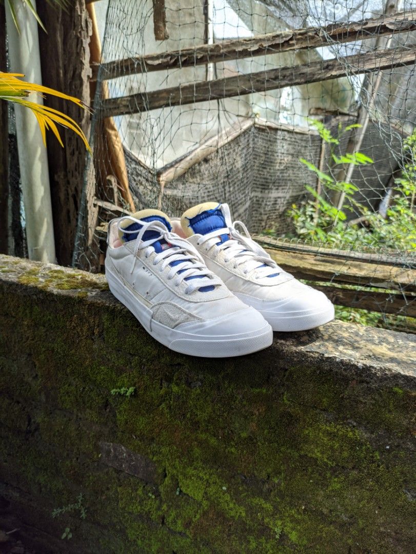 NIKE DROP TYPE SUMMIT WHITE Fesyen Pria Sepatu Sneakers di