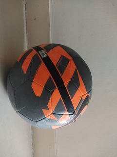 (Category: ) located in . Submitted by peruuuuu (Listing ID 1217829523, Image 1). Description: .