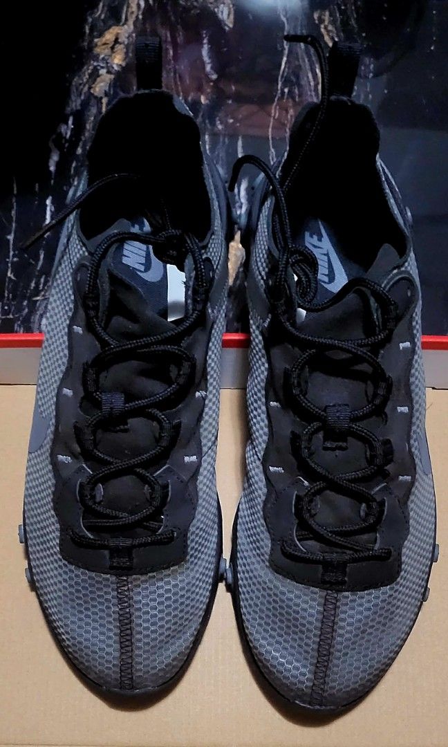 Nike react online element 2000