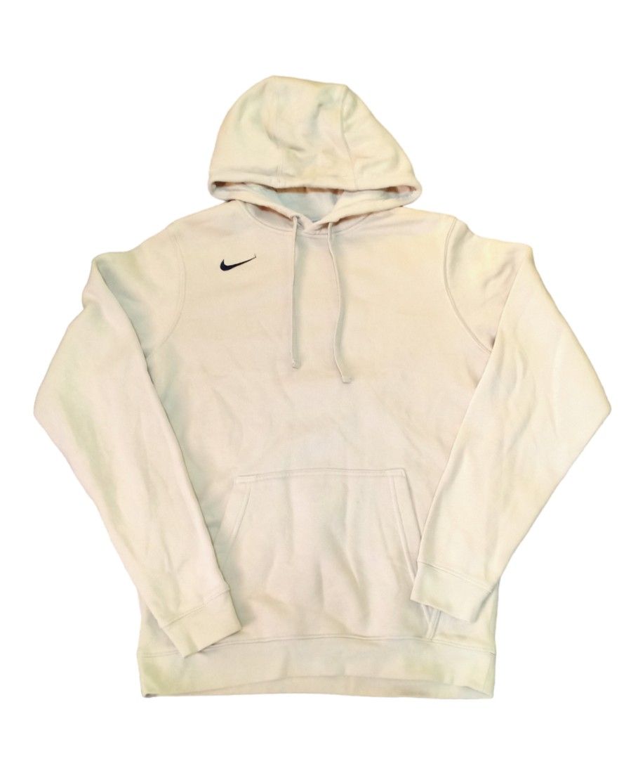 backwards nike swoosh shoes