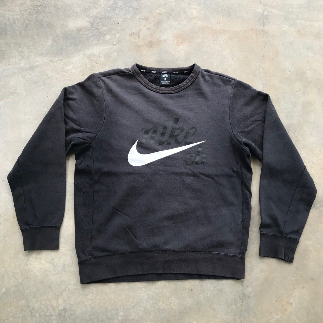 Nike sb clearance big swoosh