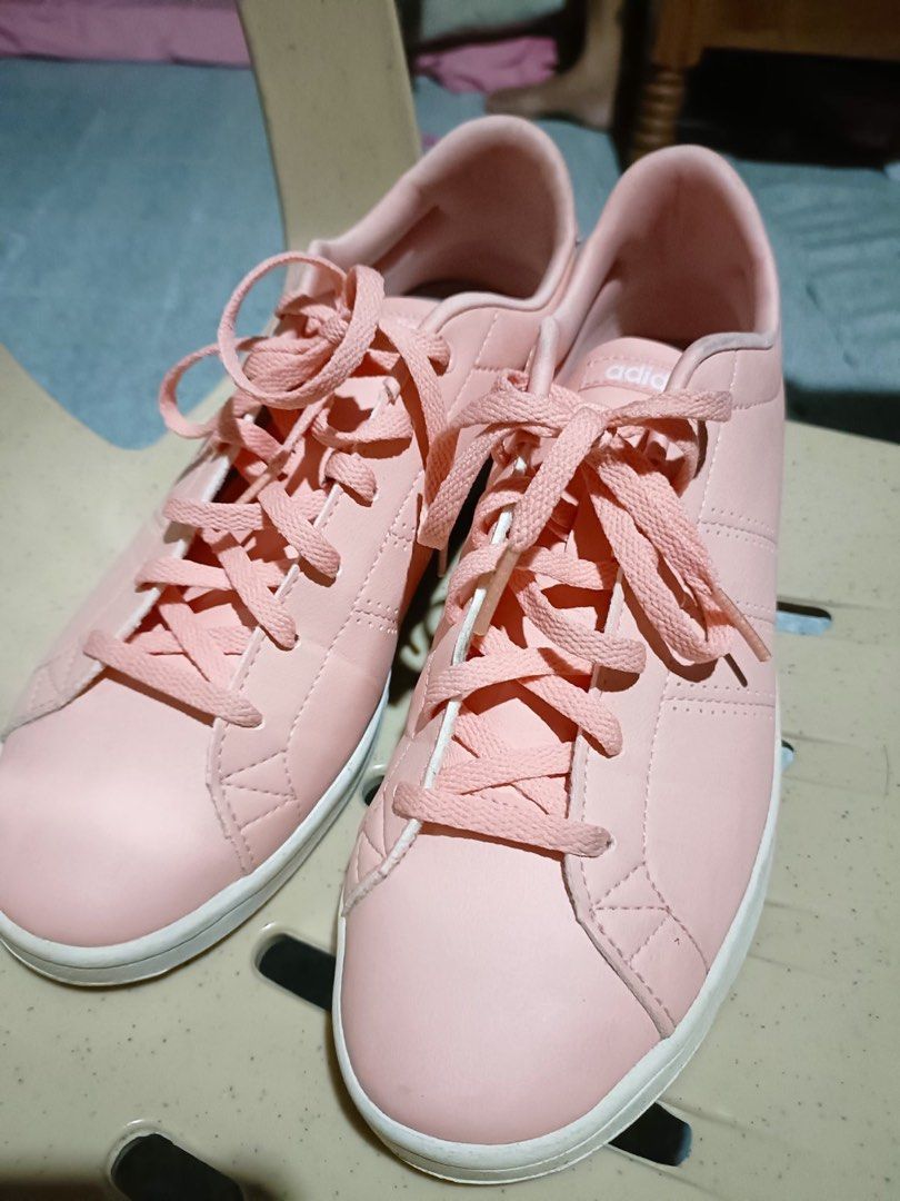 Adidas light pink on sale sneakers