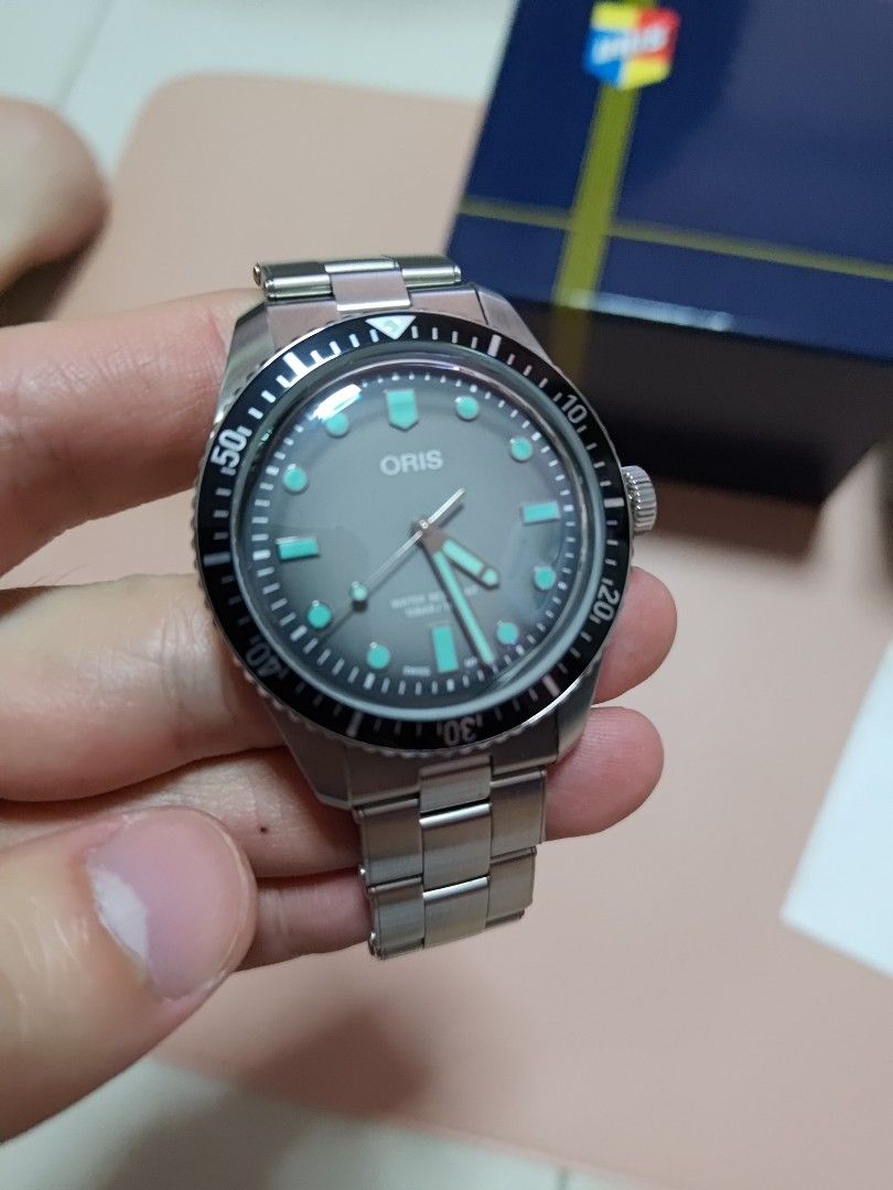 Oris 65 Diver Glow, Men's Fashion, Watches & Accessories, Watches on