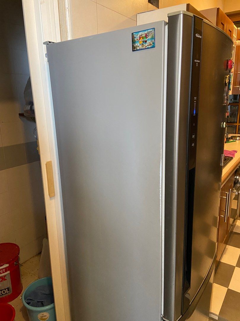 Panasonic fridgefreezer top bottom, TV & Home Appliances, Kitchen