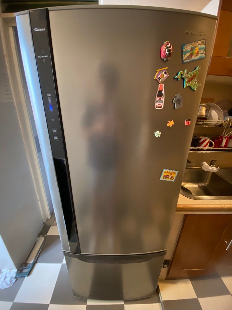 Panasonic fridgefreezer top bottom, TV & Home Appliances, Kitchen