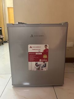 Personal refrigerator
