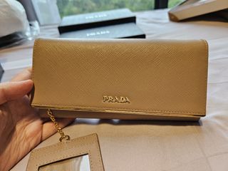 PRADA Saffiano Metal Cameo Leather Zip Around Clutch Wallet Authentic  1M1225