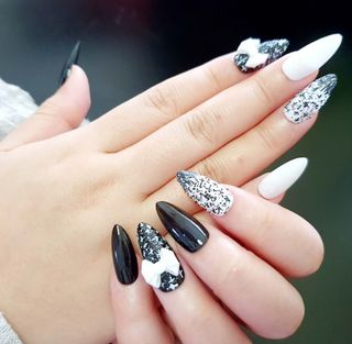 (Category: ) located in . Submitted by vanessa0901 (Listing ID 1217982175, Image 1). Description: .