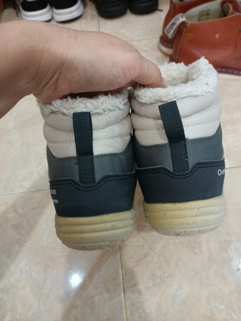 quechua company shoes