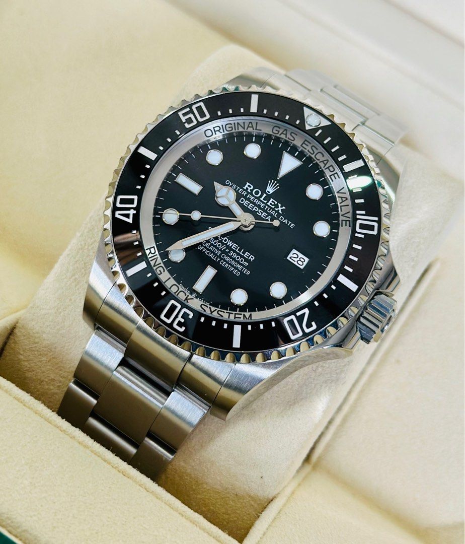 Rolex (Category: Luxury Watches) located in Manila. Submitted by bng21 (Listing ID 1217993181, Image 3). Description: Full set Reference 126660 9.7/10 rating 2019.