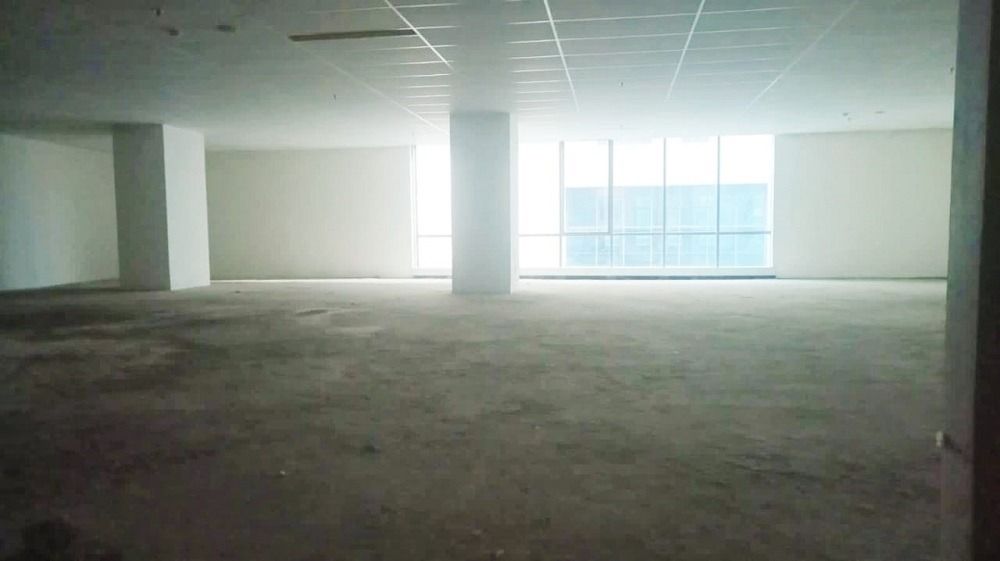 ruang_kantor_disewakan_dekat_b_1677573063_4e0355bf_progressive