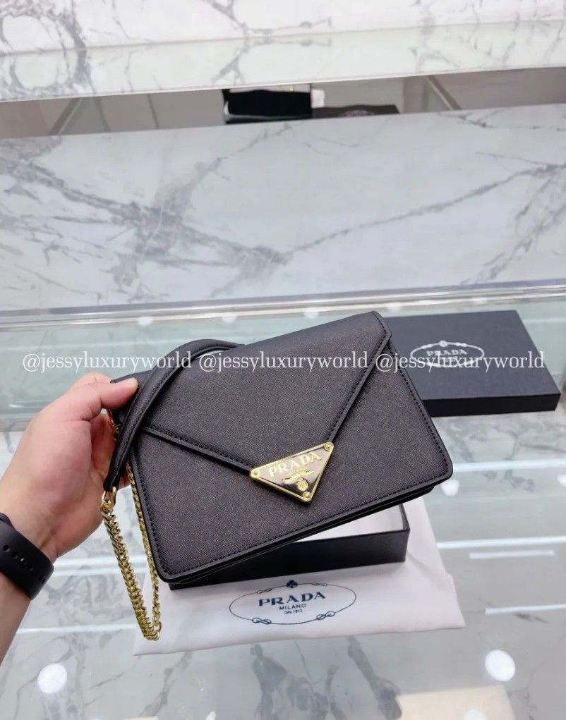 Swing Medium Saffiano Leather Shoulder Bag - Black/Hazelnut