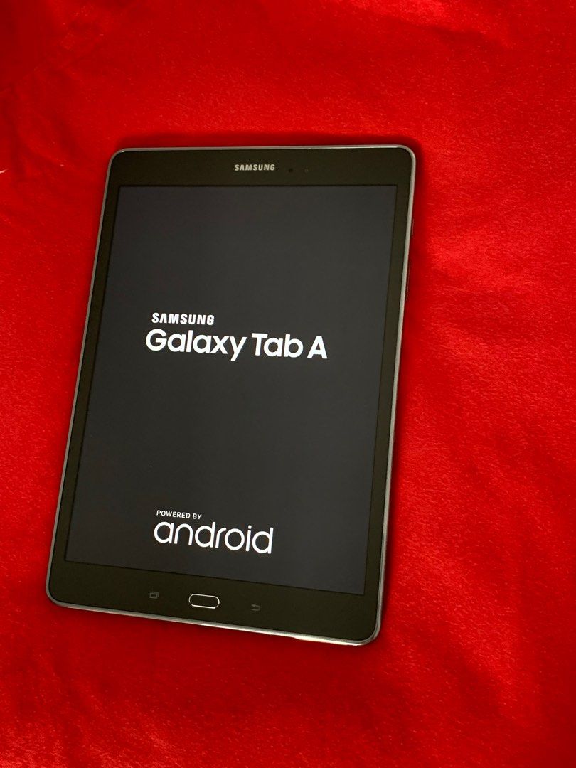 Samsung Galaxy Tab A (32GB) SMT550, Mobile Phones & Gadgets, Tablets