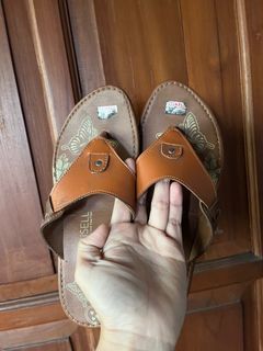 Sandal made in tasik