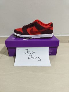 Dunk Low SB Cherry