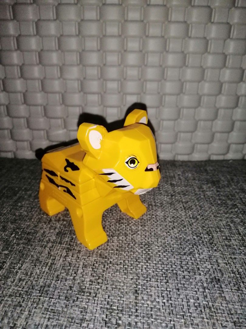 Set of 6 animal building blocks 2018 from McDonald s Happy Meal