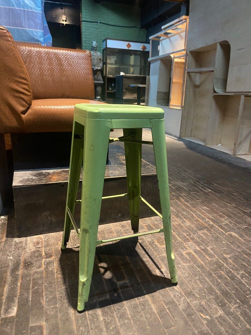 Used metal bar stools top