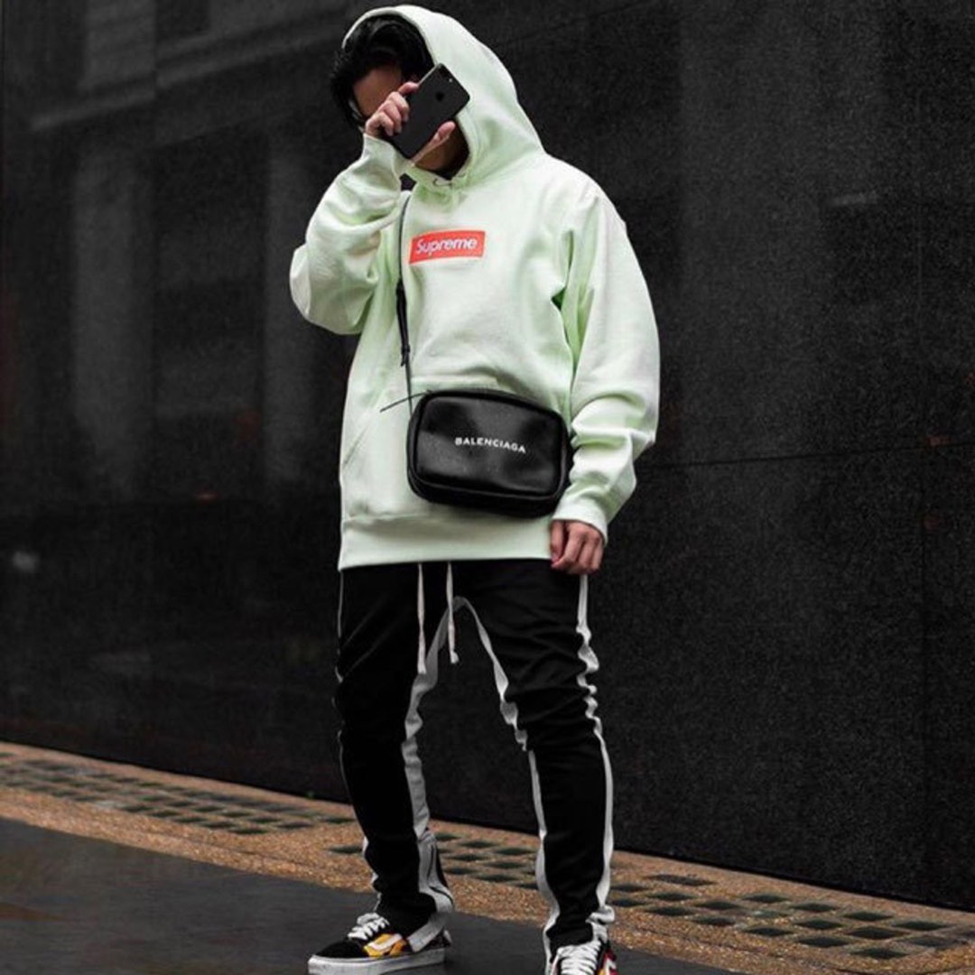 Supreme pale lime store