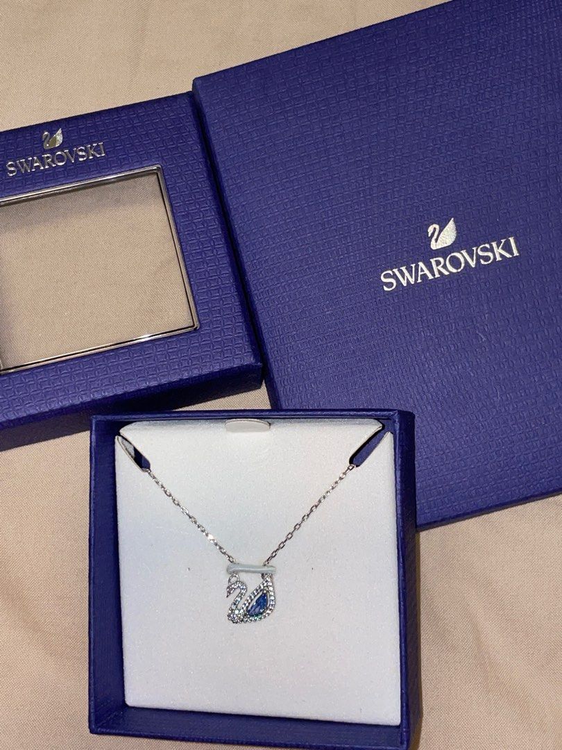 Swarovski blue sapphire necklace