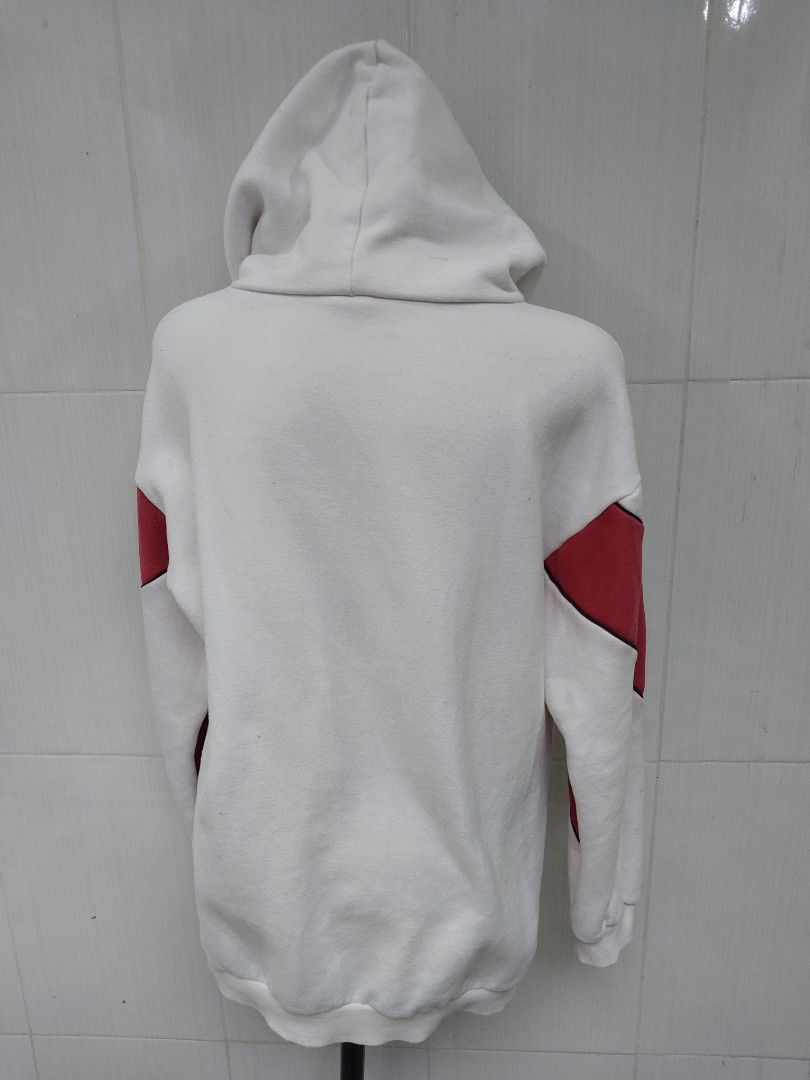 Sweater top hoodie putih