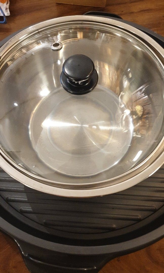 TAIYO BBQ Grill with Hot Pot., TV & Home Appliances, Kitchen Appliances