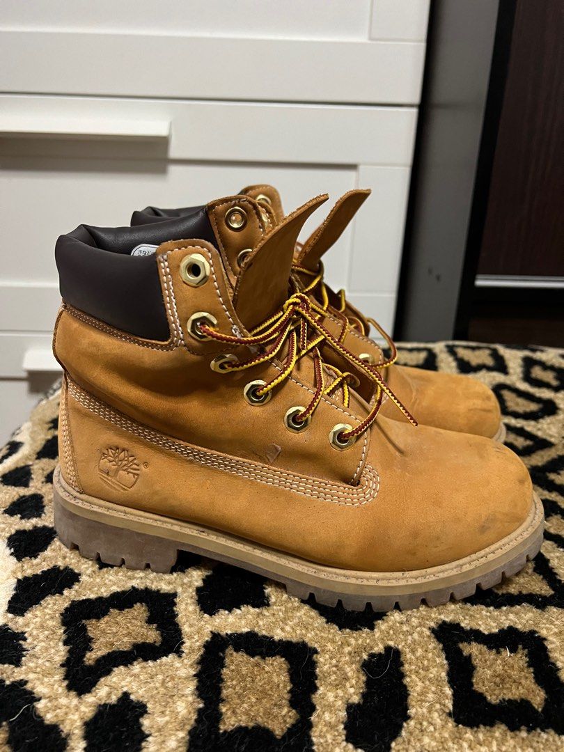 Timberland Boots Women s Fashion Footwear Boots on Carousell