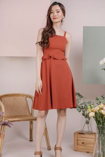 (Category: ) located in . Submitted by shopthatwardrobexx (Listing ID 1217917048, Image 1). Description: .