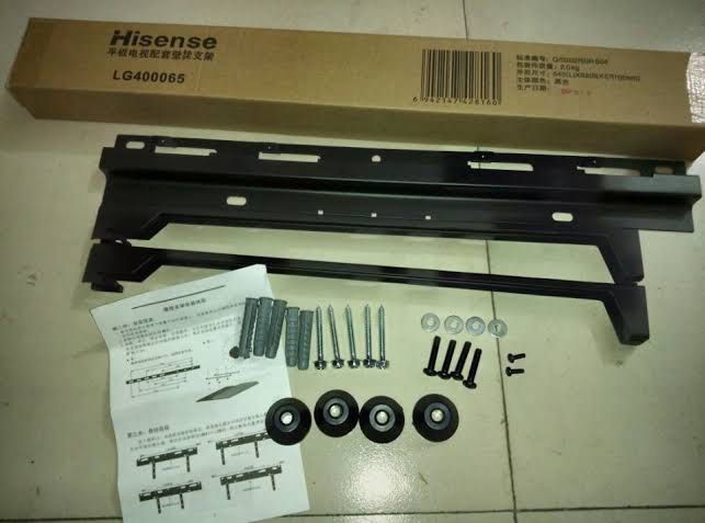 TV wall bracket up to 65” capacity (Category: TV Parts & Accessories) located in Pasig City. Submitted by ruskie72 (Listing ID 1218001995, Image 2). Description: TV wall bracket up to 65” capacity.