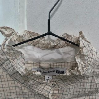 Uniqlo paris shirt