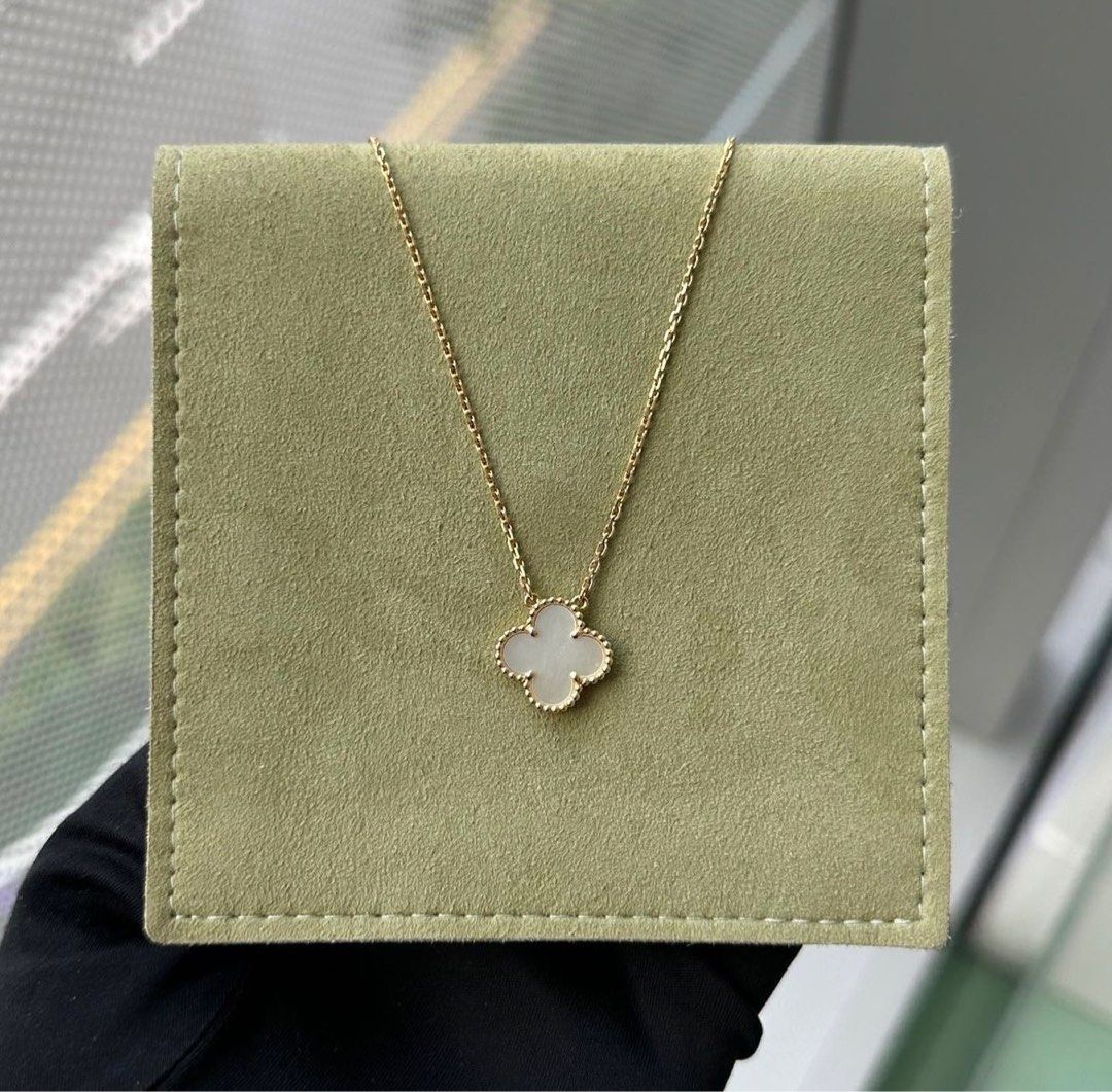 Alhambra mother of best sale pearl necklace