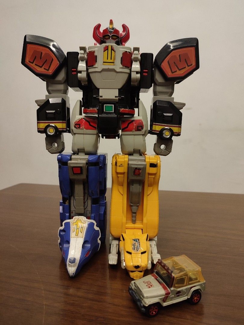 Vintage 90s bandai megazord power rangers, Hobbies & Toys, Toys