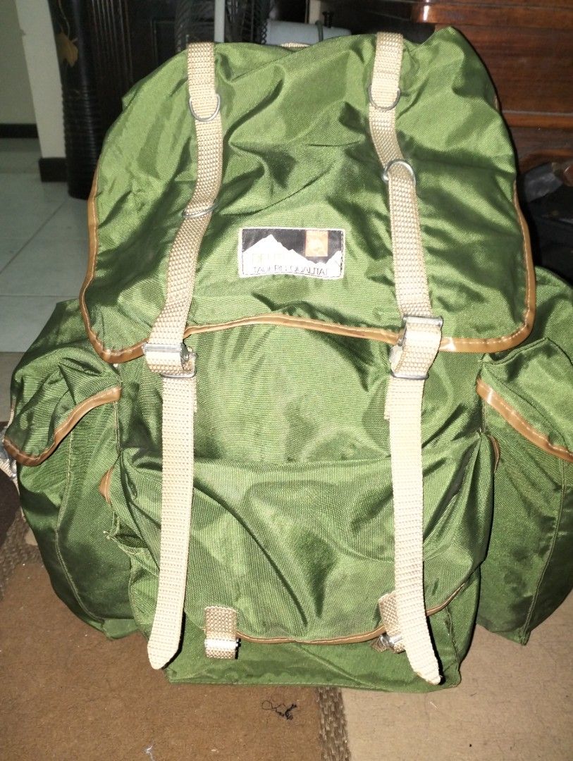 Vintage Deuter 70an, Men's Fashion, Bags, Backpacks on Carousell