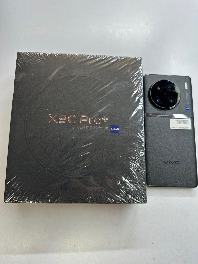 極美品 vivo X90 Pro+ Plus 12+512 ブラック 黒