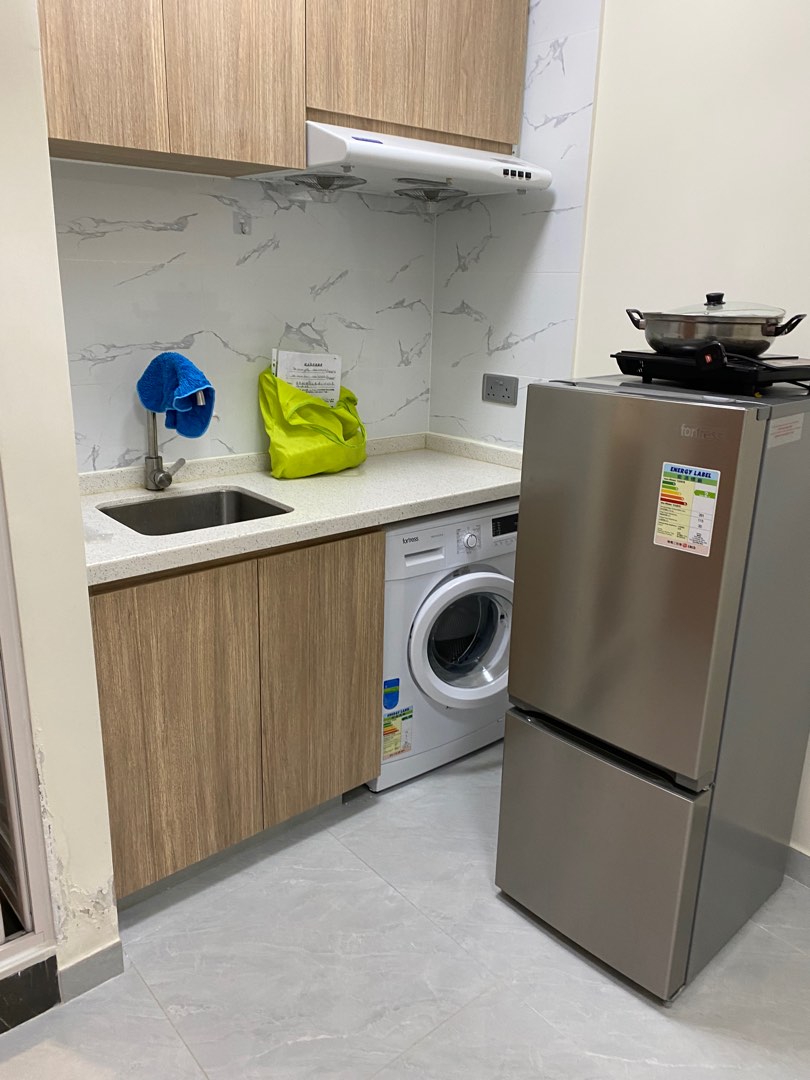 No commission! Rent a nicely decorated apartment in Causeway Bay with free Wi-Fi! 3-minute walk to MTR station!634388740880661120