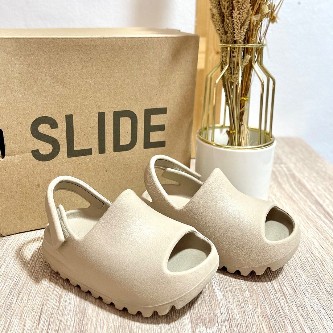 Yeezy Slide Infant in Pure Size 6K/13cm, Babies & Kids, Babies