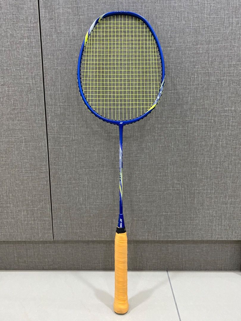 YONEX VOLTRIC LITE 20i, Sports Equipment, Sports & Games, Racket & Ball ...