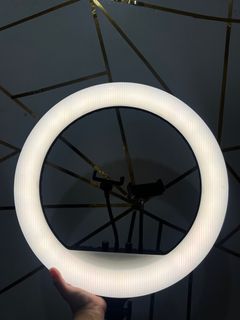 18” Ringlight with case