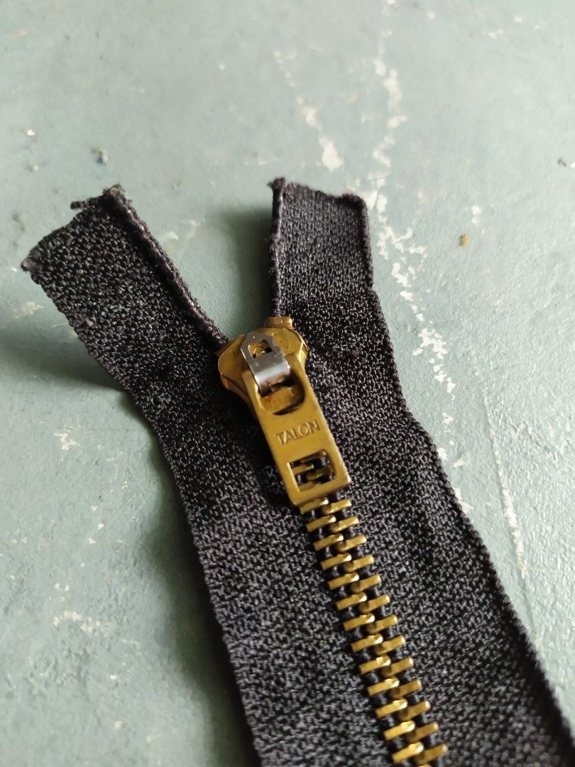 23 inci} Vtg 90's Talon union workwear rare zipper tailor part vintage  sidedam rindem nankai denim, Hobbies & Toys, Stationery & Craft, Craft  Supplies & Tools on Carousell