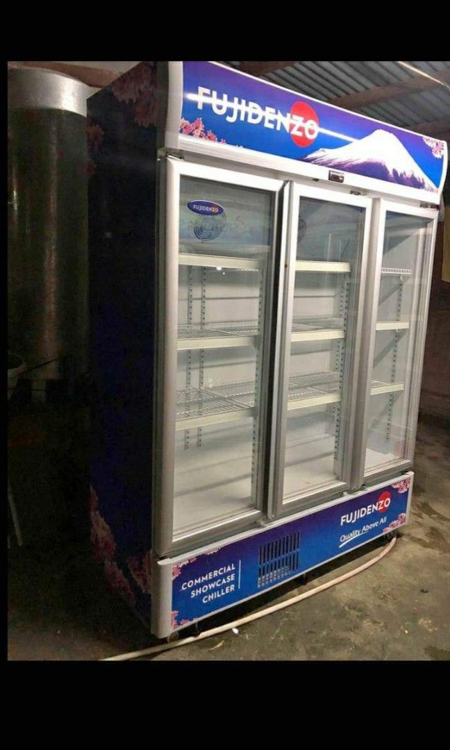 3 DOOR CHILLER 2ND HAND, TV & Home Appliances, Kitchen Appliances