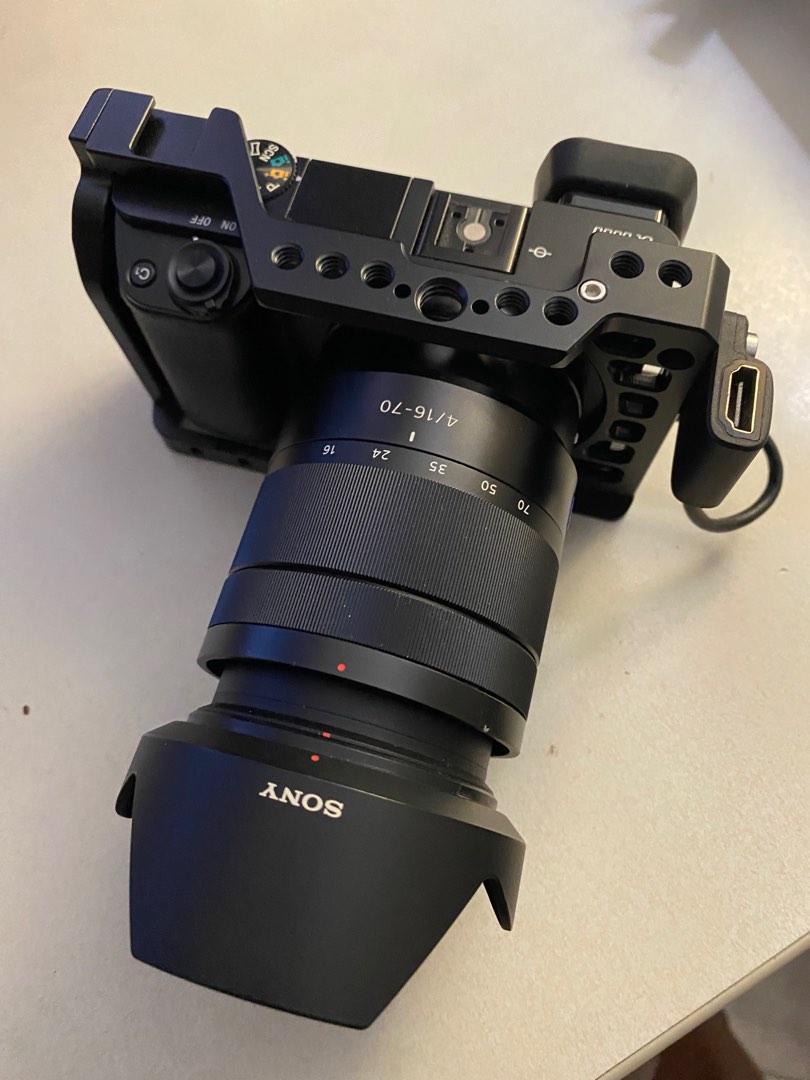 a6000 + Sony Zeiss lens 2470 F4 with case, Mobile Phones & Gadgets
