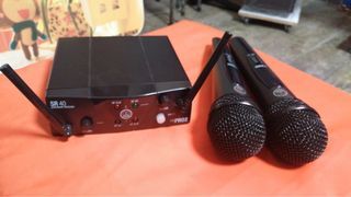 AKG SR 40 PRO 2 wireless microphone
