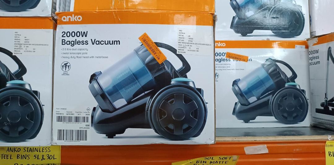 Anko Bagless Vacuum 2000W, TV & Home Appliances, Electrical, Adaptors