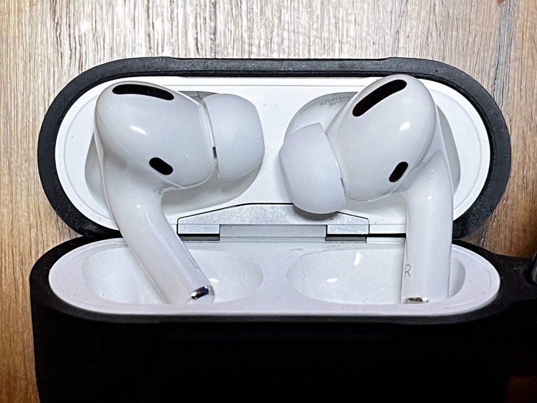 Apple Airpods Pro, Mobile Phones & Gadgets, Other Gadgets on Carousell