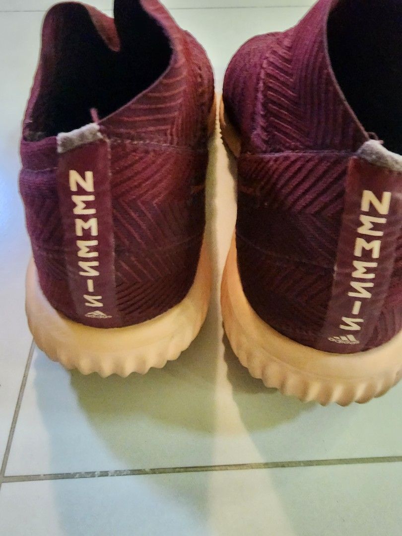 Adidas nemeziz on sale burgundy