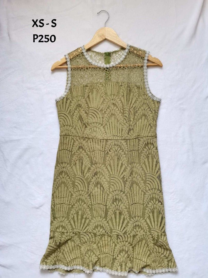 AVOCADO GREEN MIX VELVET PUFF SLEEVE DRESS main image 0