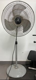 (Category: ) located in . Submitted by blackwire (Listing ID 1213002425, Image 1). Description: .