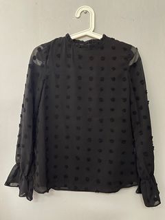 Black dots blouse